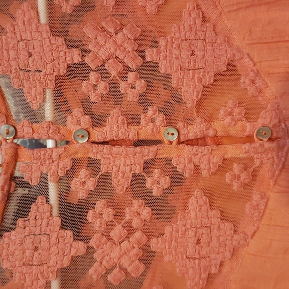 New Directions Lady's Peach Woven Layered Dress with Lining Lace & Crochet - Picture 6 of 9